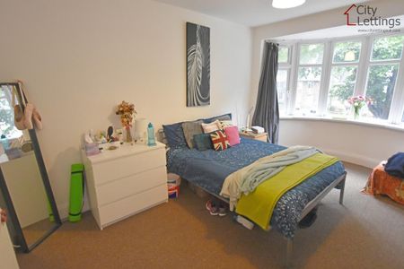 3 bedroom detached house to rent - Photo 3