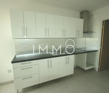 Location Appartement 3 pièces 65m² MARSEILLE 8ème - Photo 5