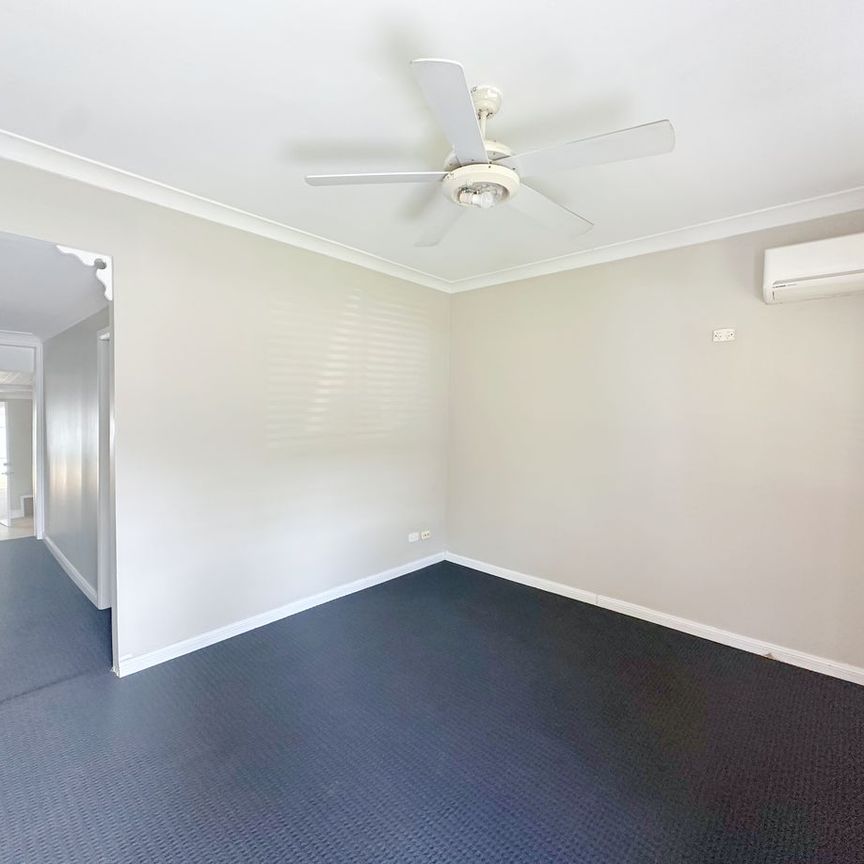 Comfort, Cosy and Convenient - Photo 1