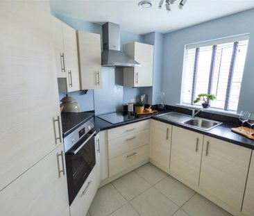 1 bedroom Flat To Let - Photo 6