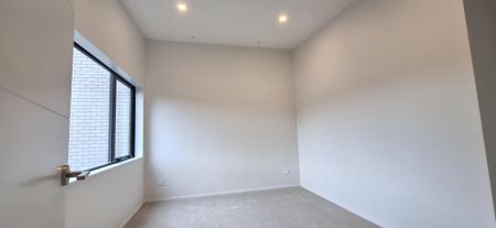 Brand-New Beauty in Saint Heliers - Photo 2