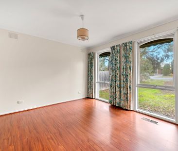 28 Mundara Drive, Ringwood - Photo 3