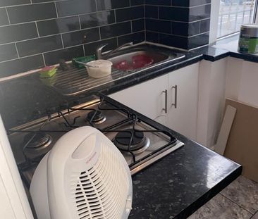 1 Bed Flat, South Norwood Hill, SE25 - Photo 3