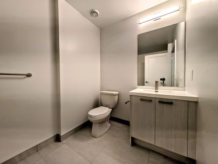 For Lease - 20 Soudan Avenue Unit# 1401, Toronto, Ontario - Photo 3
