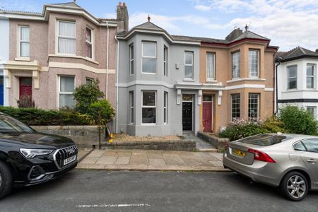 1 bedroom in a house share to rent - Photo 5