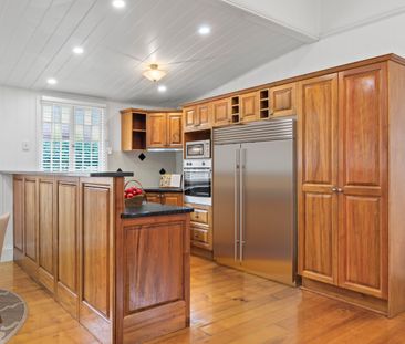 36 OXFORD ST - Photo 3