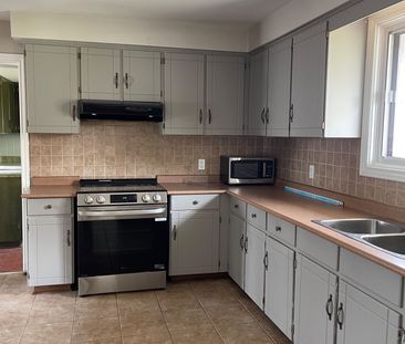 For Lease - 10623 Clarkway Drive, Brampton, Ontario - Photo 1