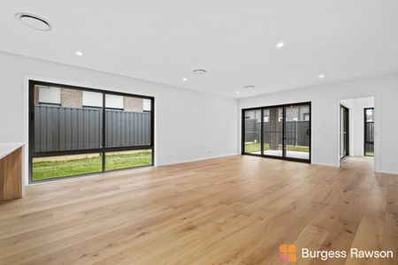 197 Robin Boyd Crescent, Taylor ACT 2913 - House For Rent | Domain - Photo 2