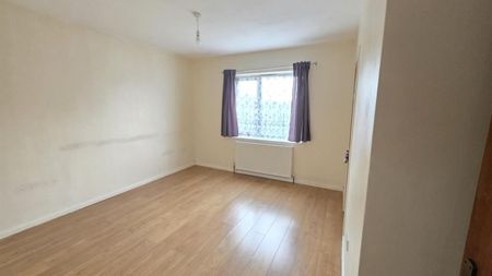 3 Bedroom House To Let - Photo 2