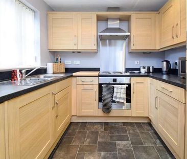 Royal Troon Drive, Wakefield, WF1 - Photo 1