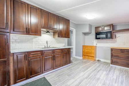 For Lease - 24 BRUCE Street, Brantford, Ontario - Photo 3