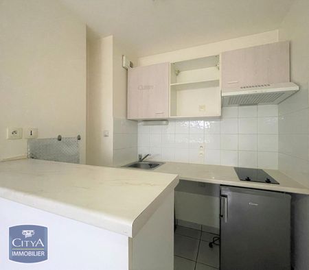 Location Appartement 2 pièces 33m² COUTRAS 33230 - Photo 2