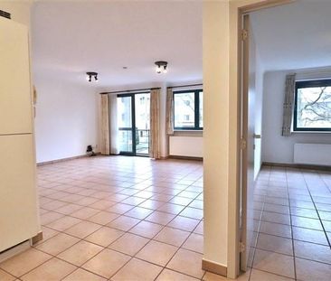 Appartement te huur - Photo 1
