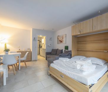 Gemeubelde studio te huur op steenworp van het strand - Photo 4