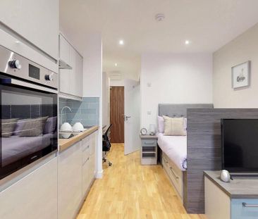 Studio to rent - Photo 6