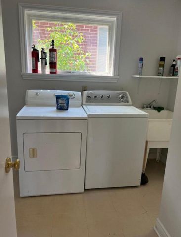 For Lease - 421 Marf Avenue, Mississauga, Ontario - Photo 3