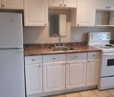 For Lease - 10 Rockwood Place Unit# 8, Hamilton, Ontario - Photo 3