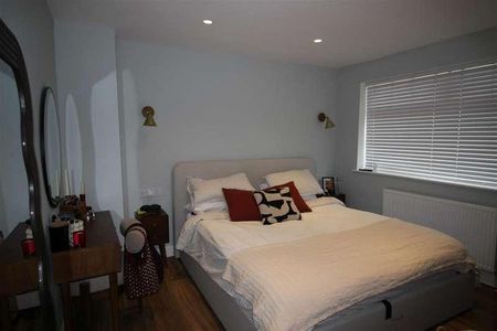 King Edward Close, Rainhill, Prescot, L35 - Photo 3