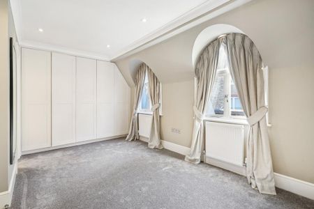 4 bedroom terraced house to rent - Photo 2