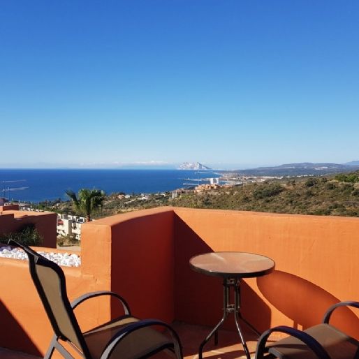 4 Bedroom Townhouse For Rent in Manilva, Málaga - Photo 1
