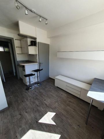 Location Appartement 1 pièce 11m² NANCY 54000 - Photo 5