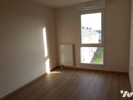 F3, RES LES HAUTS DE LA HAIE VIGNEE - Photo 2