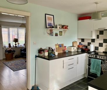 2 bedroom semi-detached house to rent - Photo 1