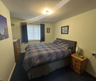 2 bedroom property to rent - Photo 3
