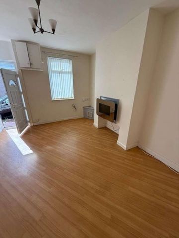 Robert Street, Barrow-in-furness, LA14 - Photo 2