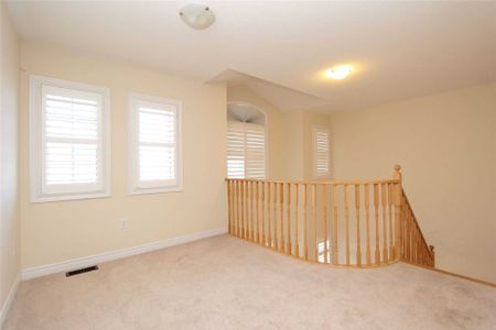 For Lease - 42 Barchard Street, Clarington, Ontario - Photo 3