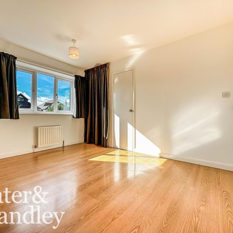2 bedroom semi-detached house to rent - Photo 1