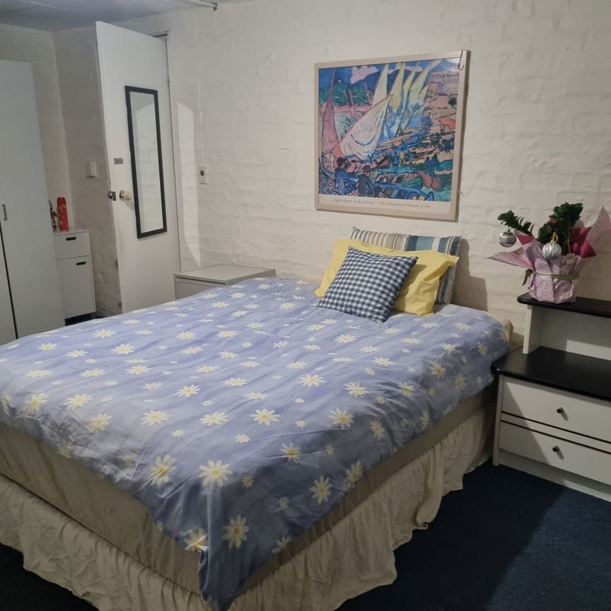 Doncaster East - Photo 1