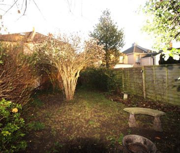 1 bedroom in a house share to rent - Photo 6