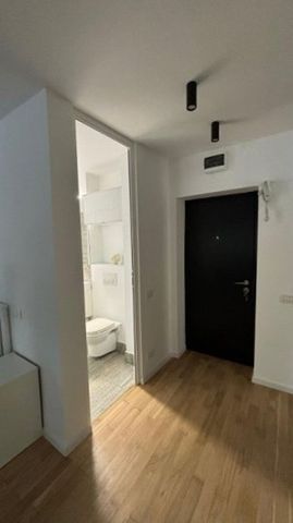 Nerva traian prima inchiriere etaj 1 - Fotografie 5