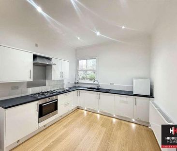 Townfield Road, Altrincham, WA14 - Photo 2