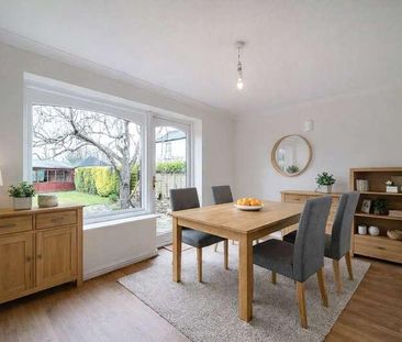 Harrow Cottage, Deacon Close, Cobham, Surrey, KT11 - Photo 3