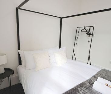 2 Bedroom Home – Medium Let - Photo 5