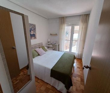 Calle de Maseda, Madrid, Community of Madrid 28039 - Photo 5