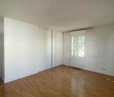 Location Maison 5 pièces 125m² - Photo 3