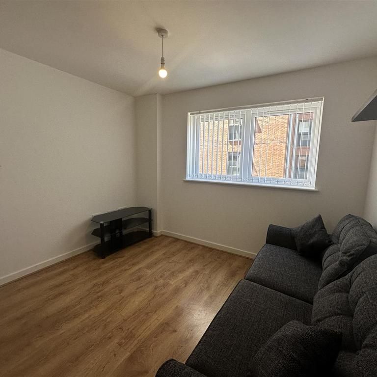 2 bedroom apartment to rent - Photo 1