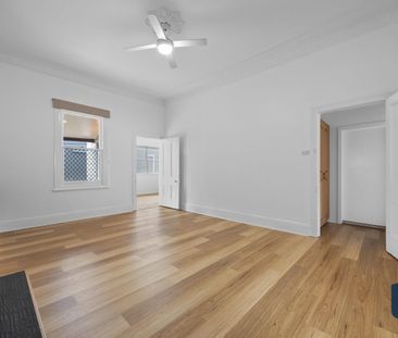 Charming 4-Bedroom Federation Home in Tranquil Largs - Photo 6