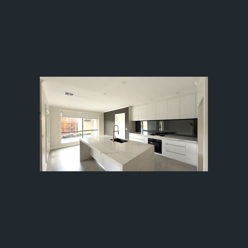 Modern Family Living in Prime Taylors Hill Location - Photo 1