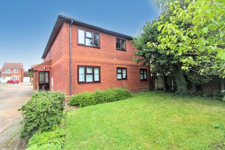 Church Road, Chelmsford - Photo 2