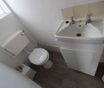 1 Bedroom,Flat,Eastfield, Wolverhampton , WV12QU£550.00P/M - Photo 6