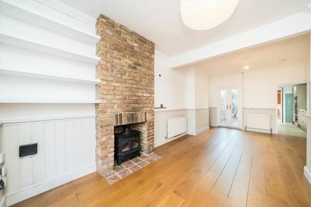 Louise Road, E15, London - Photo 1