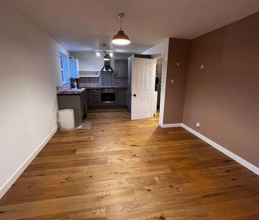 2 bedroom property to rent - Photo 2