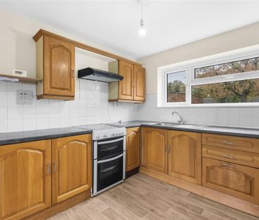 4 bedroom terraced house to rent - Photo 5
