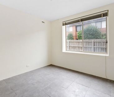 3/3 Empire Street, Footscray VIC 3011 - Photo 3