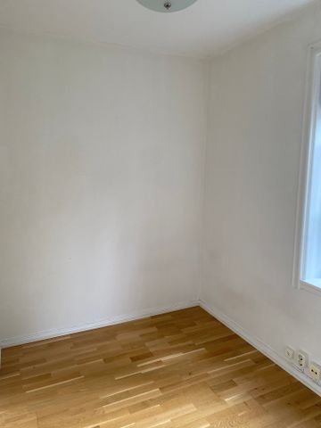 Utgårdsvägen 18 - Photo 2