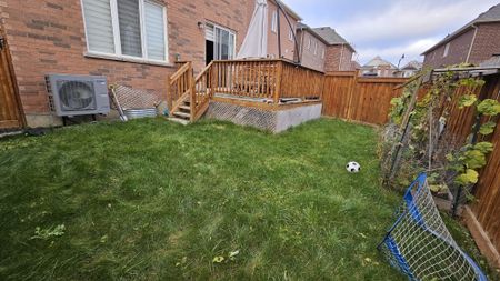 For Lease - 35 Stedford Crescent, Brampton, Ontario - Photo 2